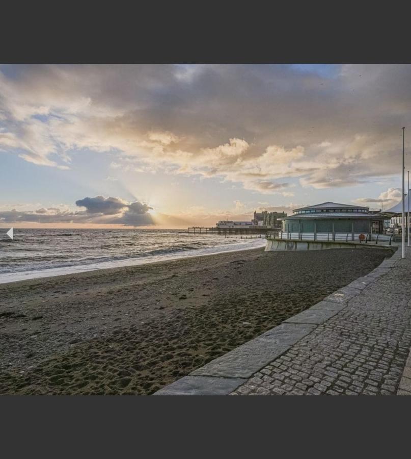 Cranwell Court Seaview Rooms And Apartments Aberystwyth Bagian luar foto